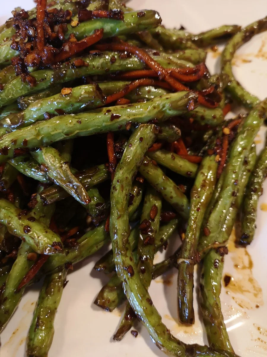 V22. Spicy Green Beans