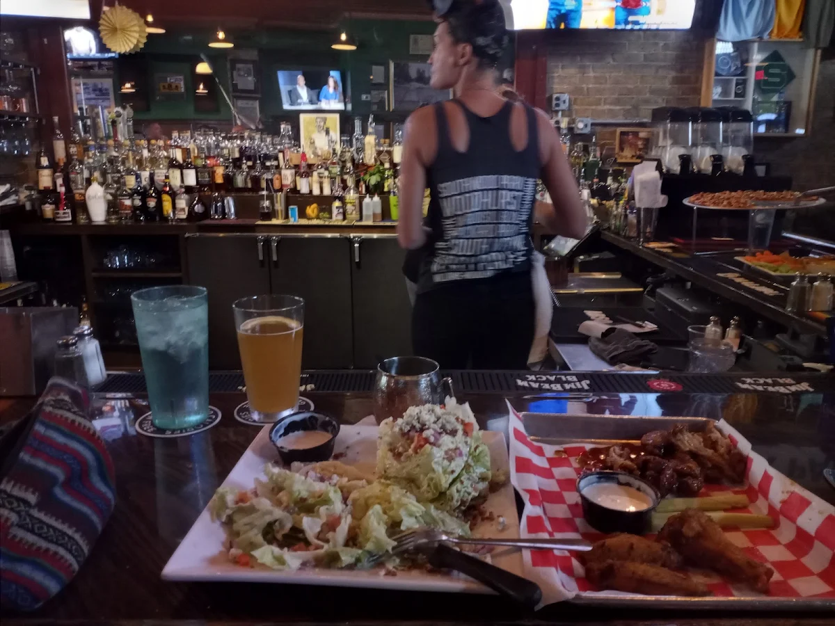 Chicken Wings Combo