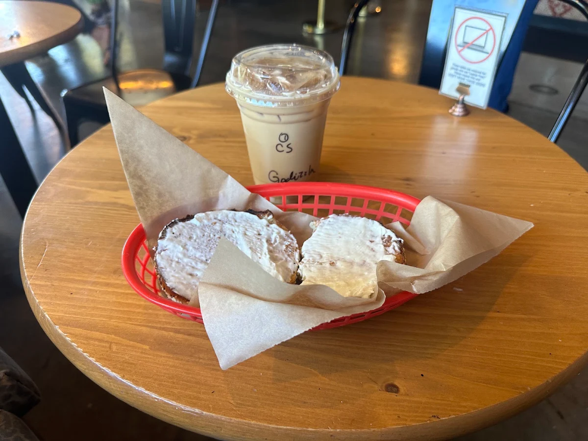 Everything Bagel with Cream Cheese