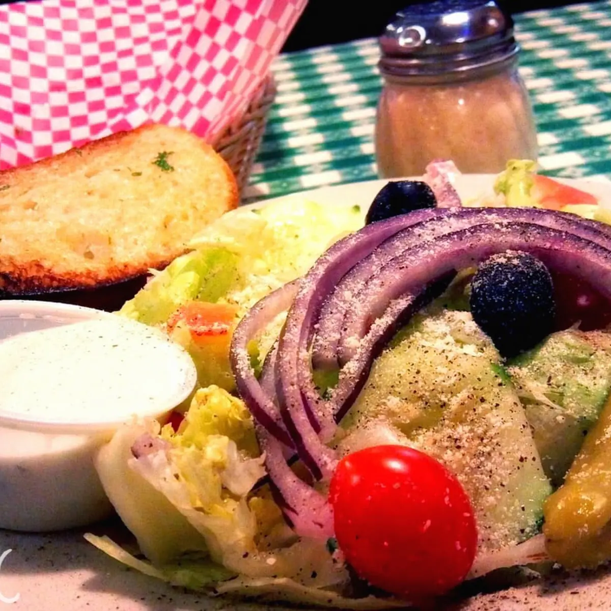 House Salad w Ranch Dressing