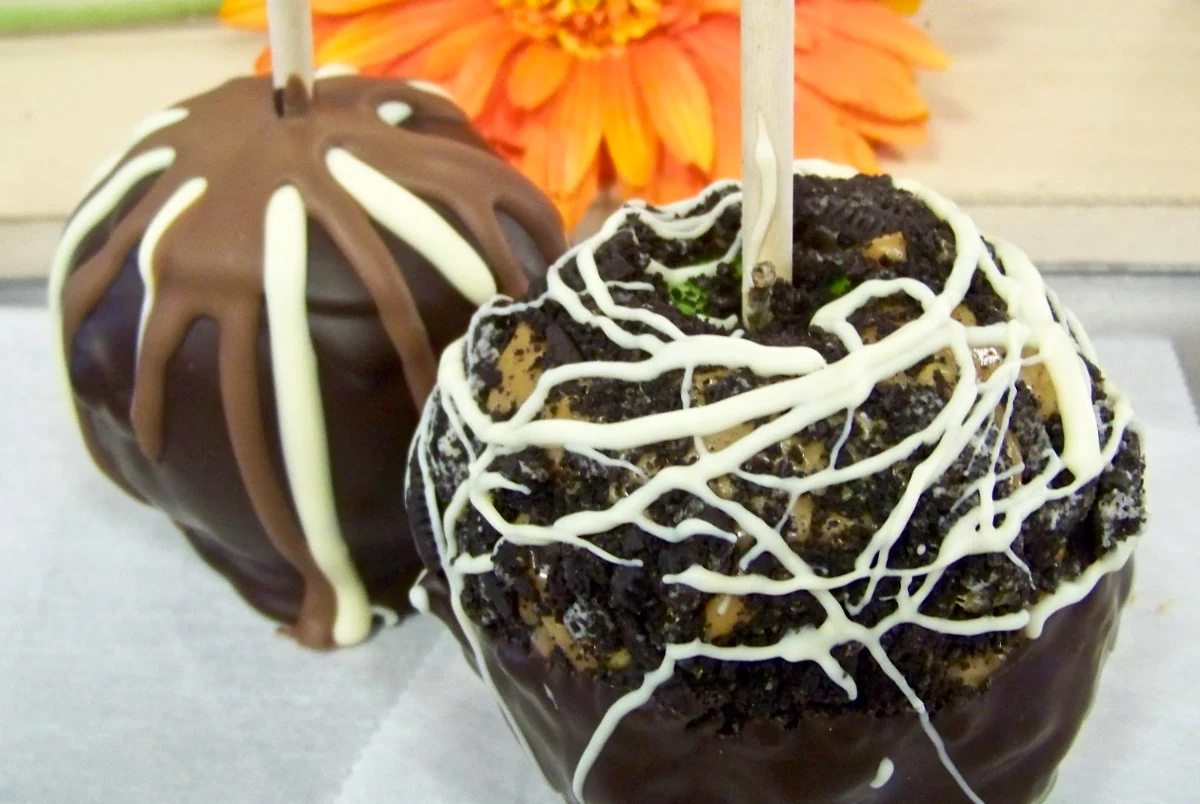 Gourmet Caramel Apple