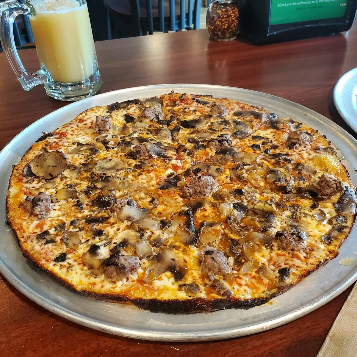 Meatballs and Mushroom Pizza