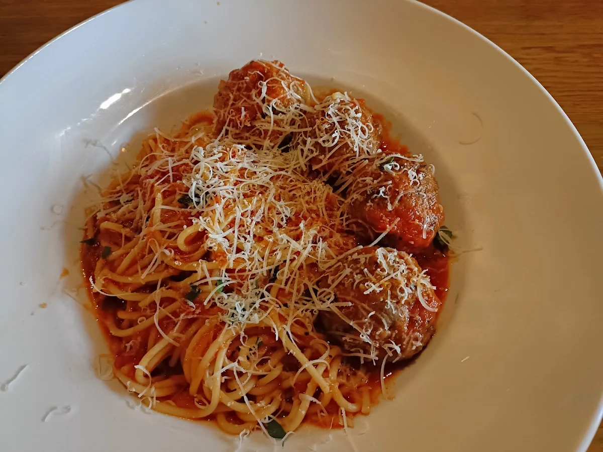 Spaghetti & Meatballs, Frankie's Italian Winnipeg