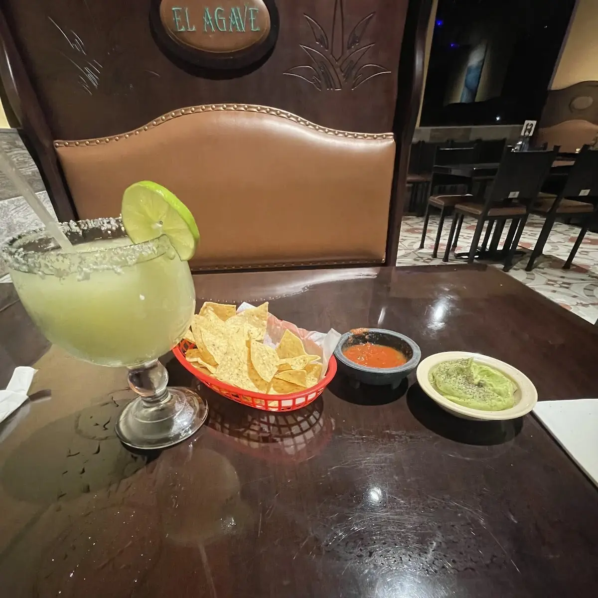 Chips Salsa & Guacamole