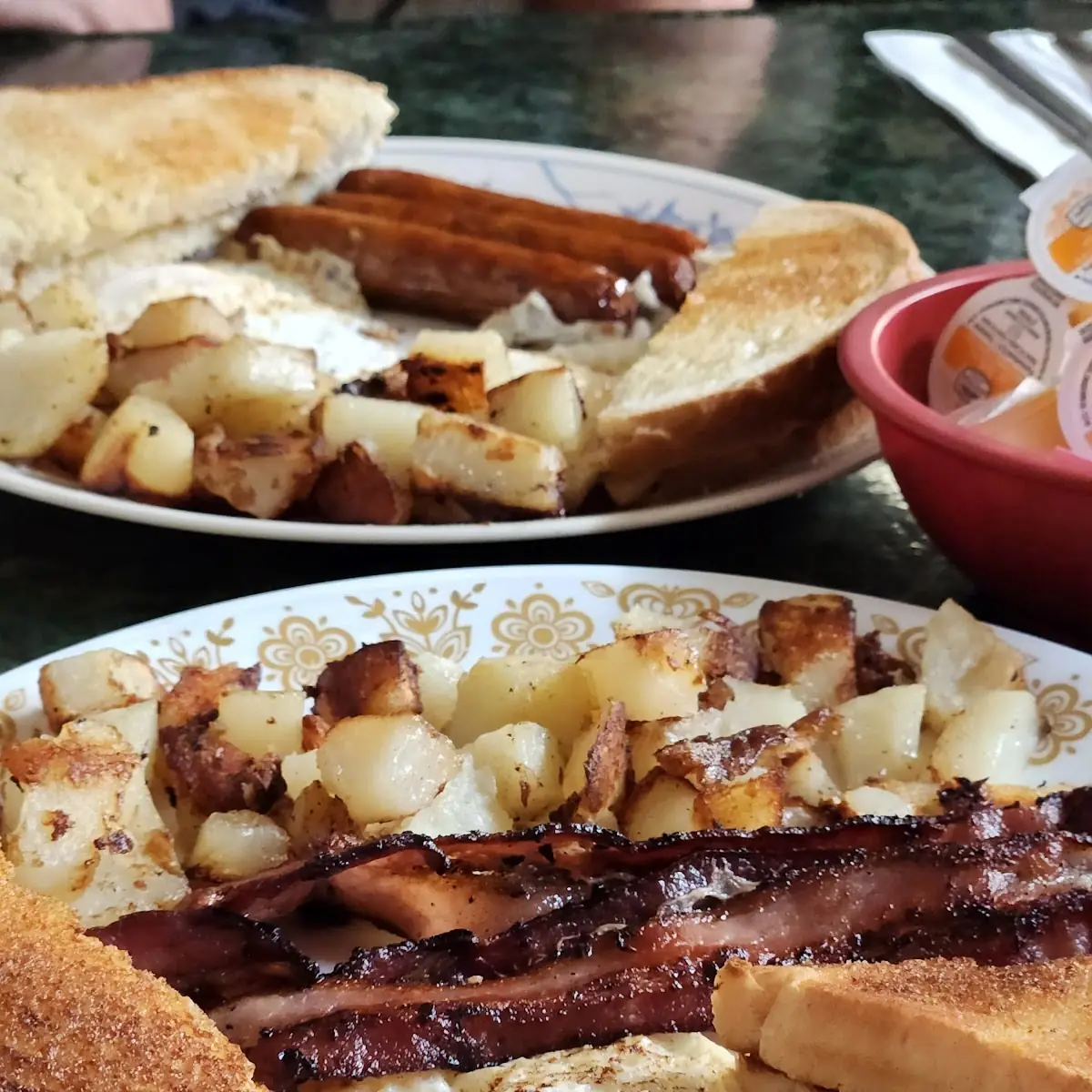 Highlights, Speck's Restaurant