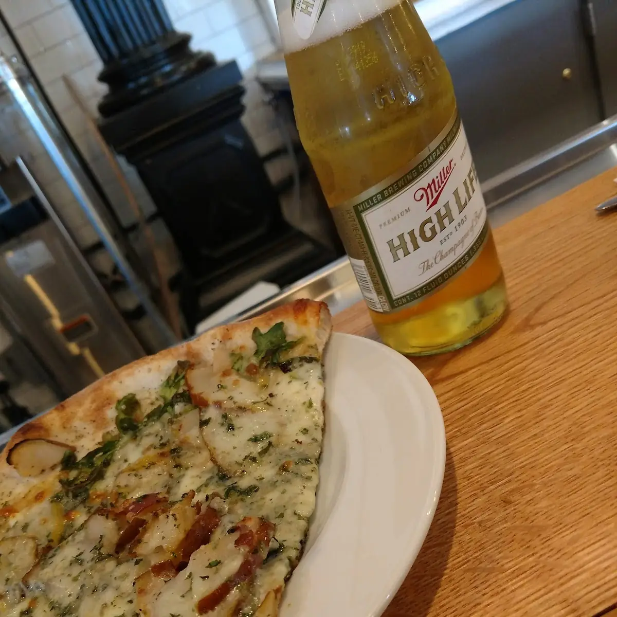 Blue Cheese Roasted Pear & Arugula Pizza