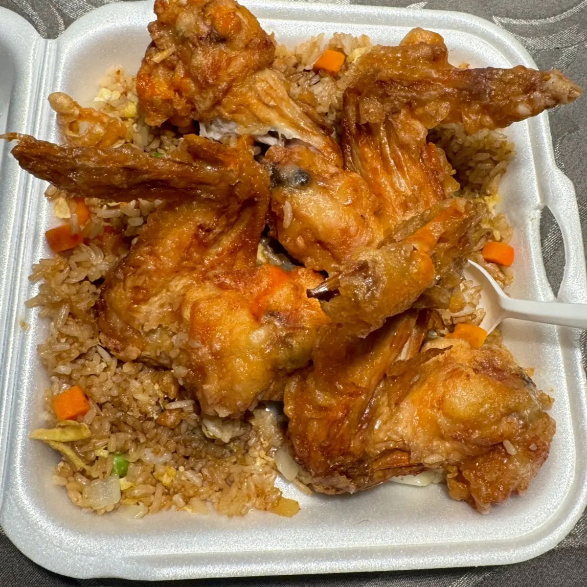 4 Pieces Chicken Wing with Fried Rice