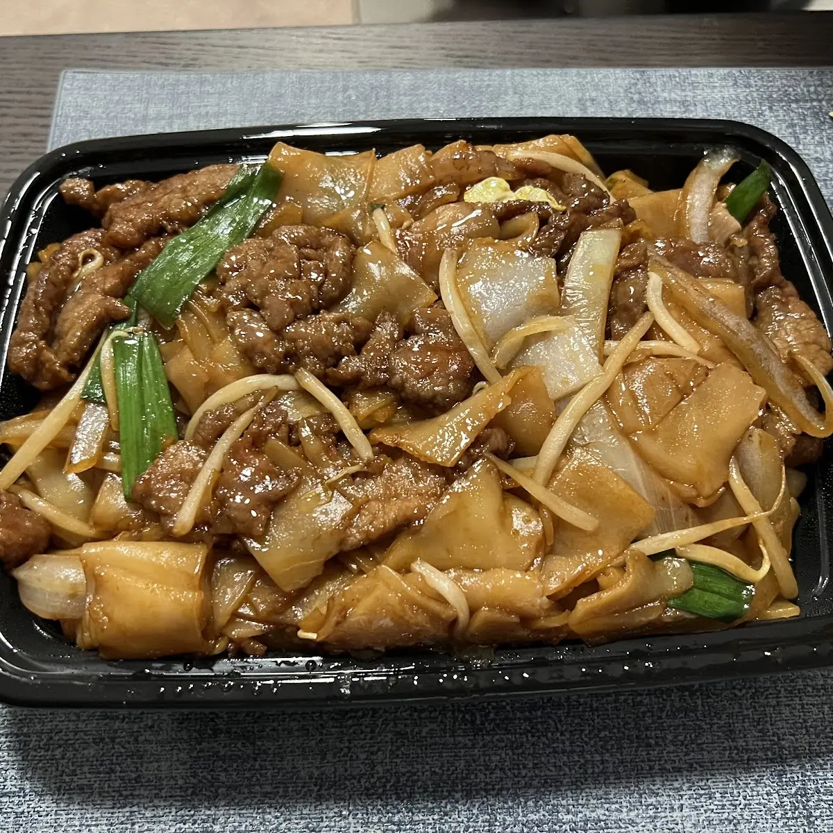 Chow Fun Beef