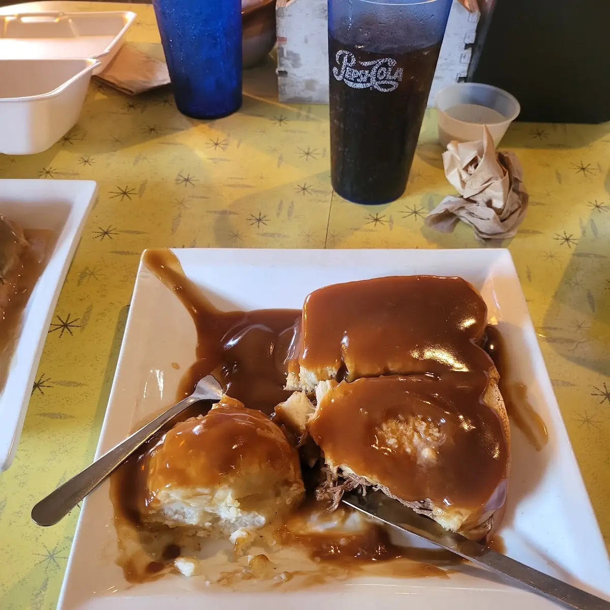 Open-Faced Roast Beef Sandwich with Mashed Potatoes
