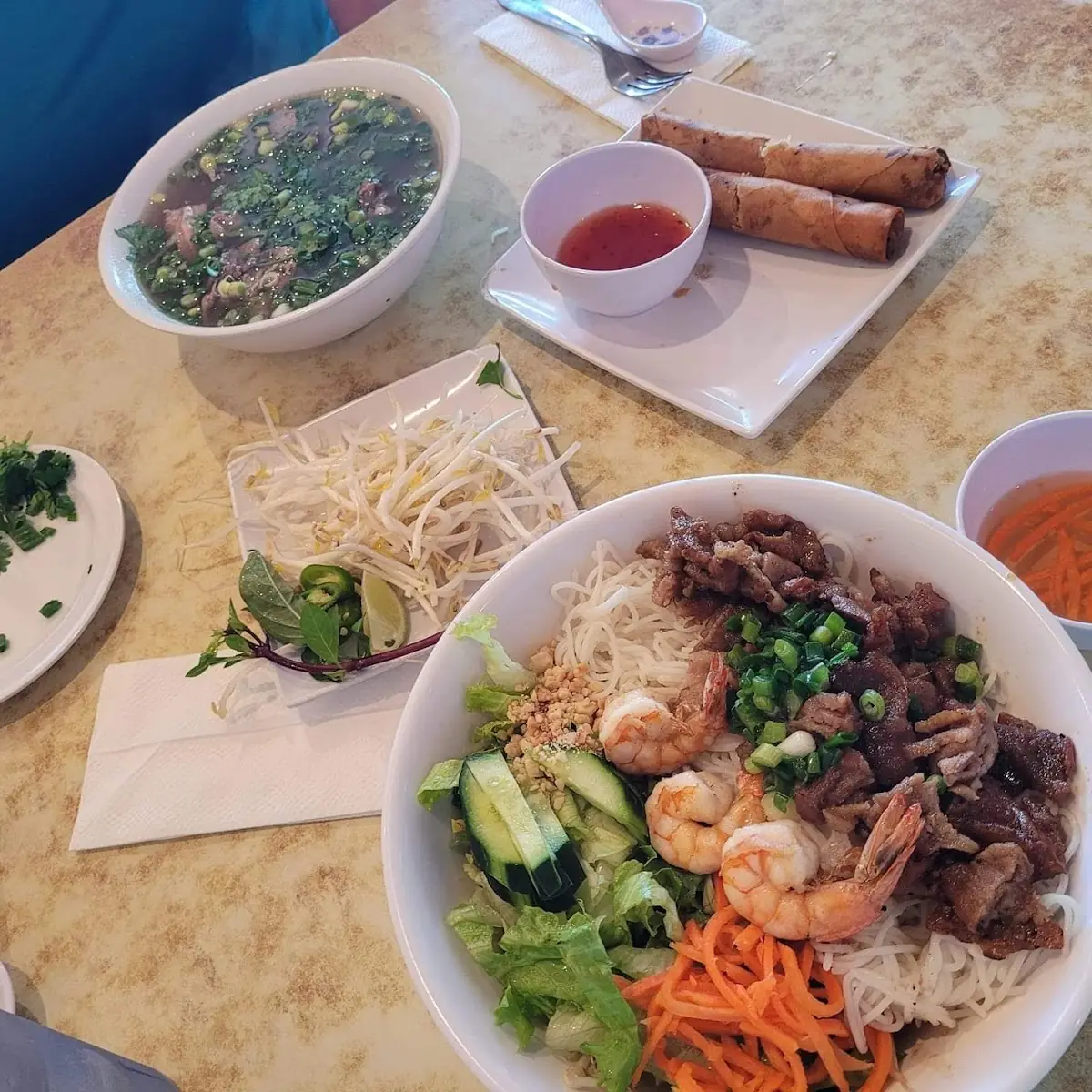 Bun Thit Cha Gio