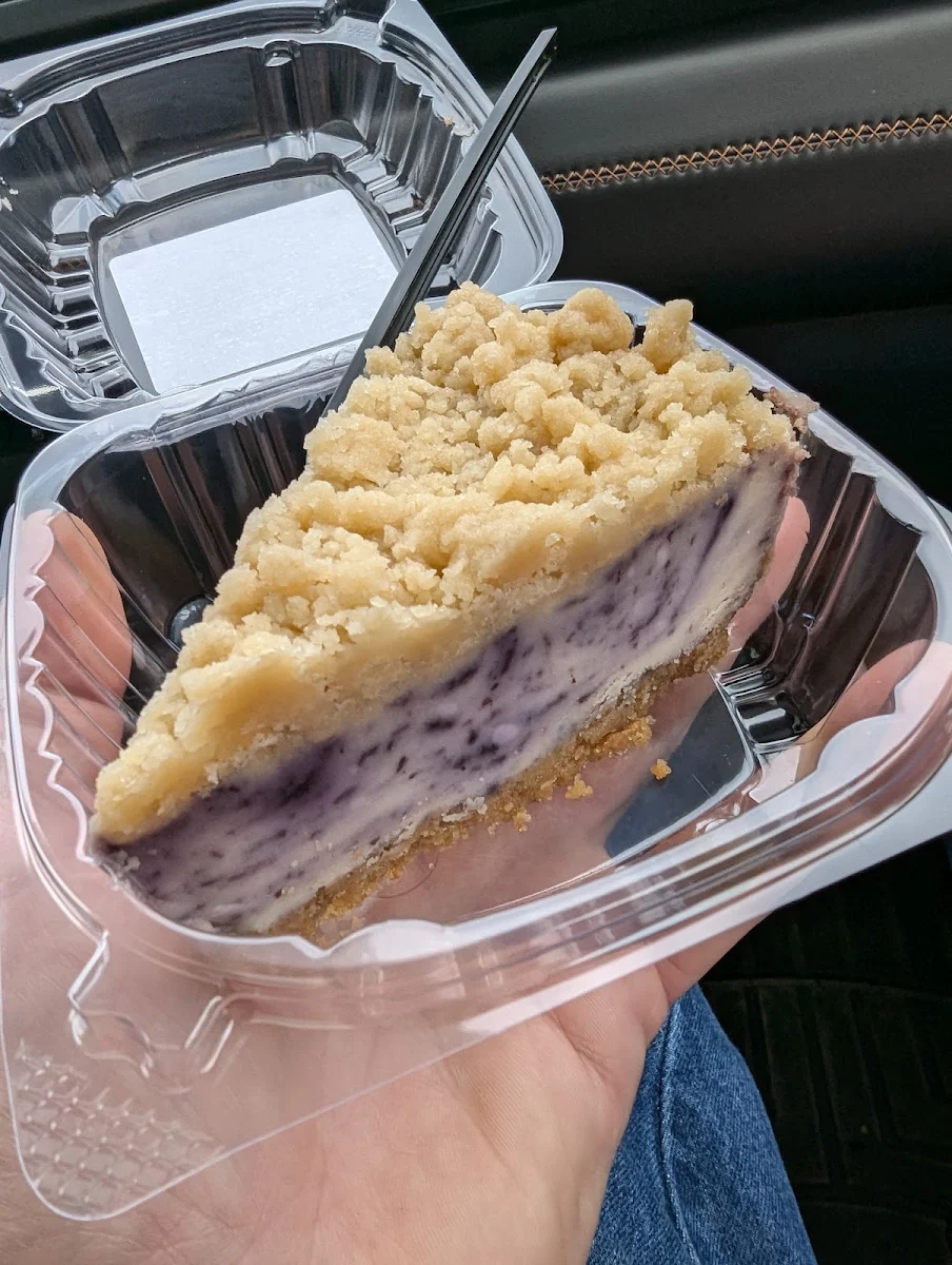 Blueberry Crumble Cheese Cake