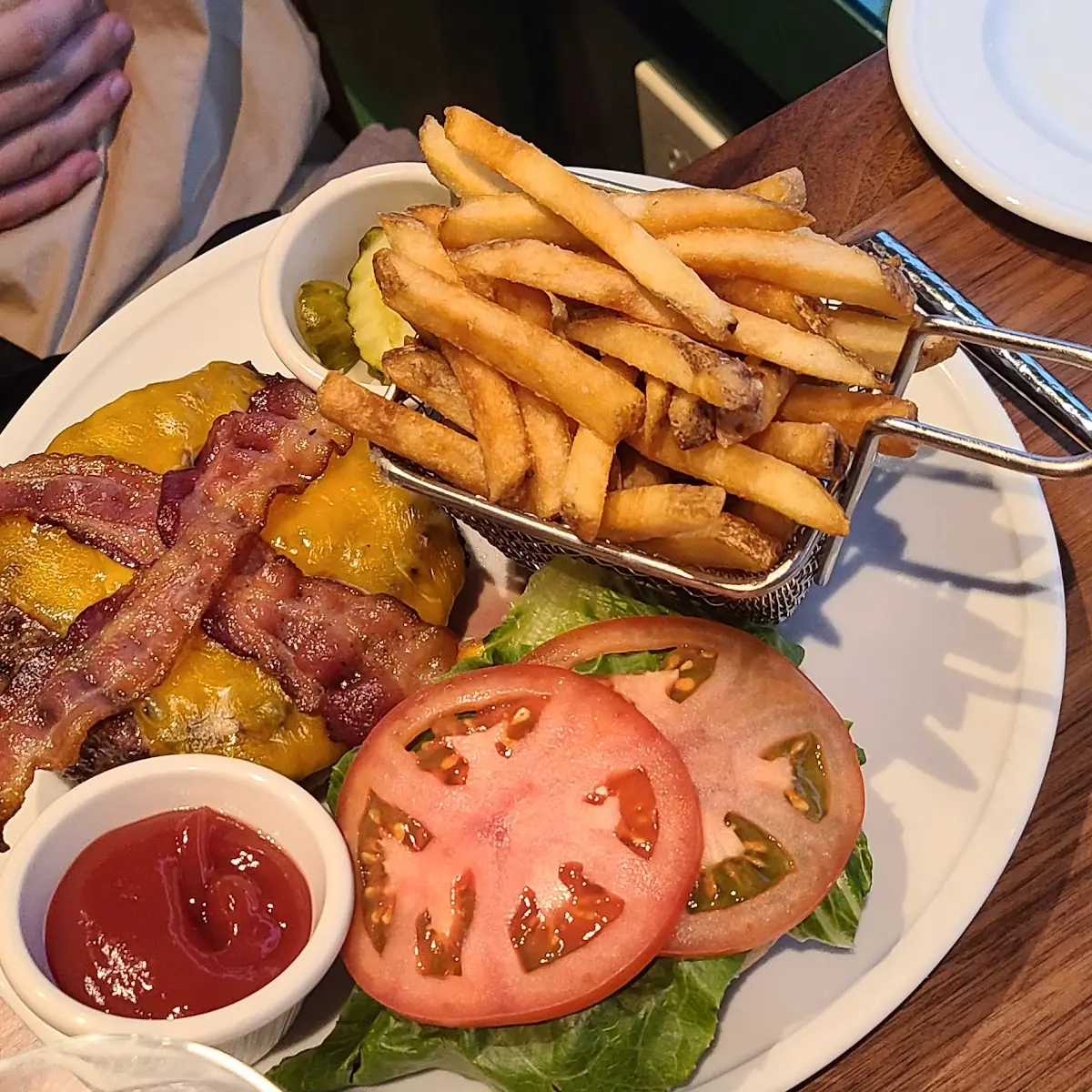 Downtown Burger