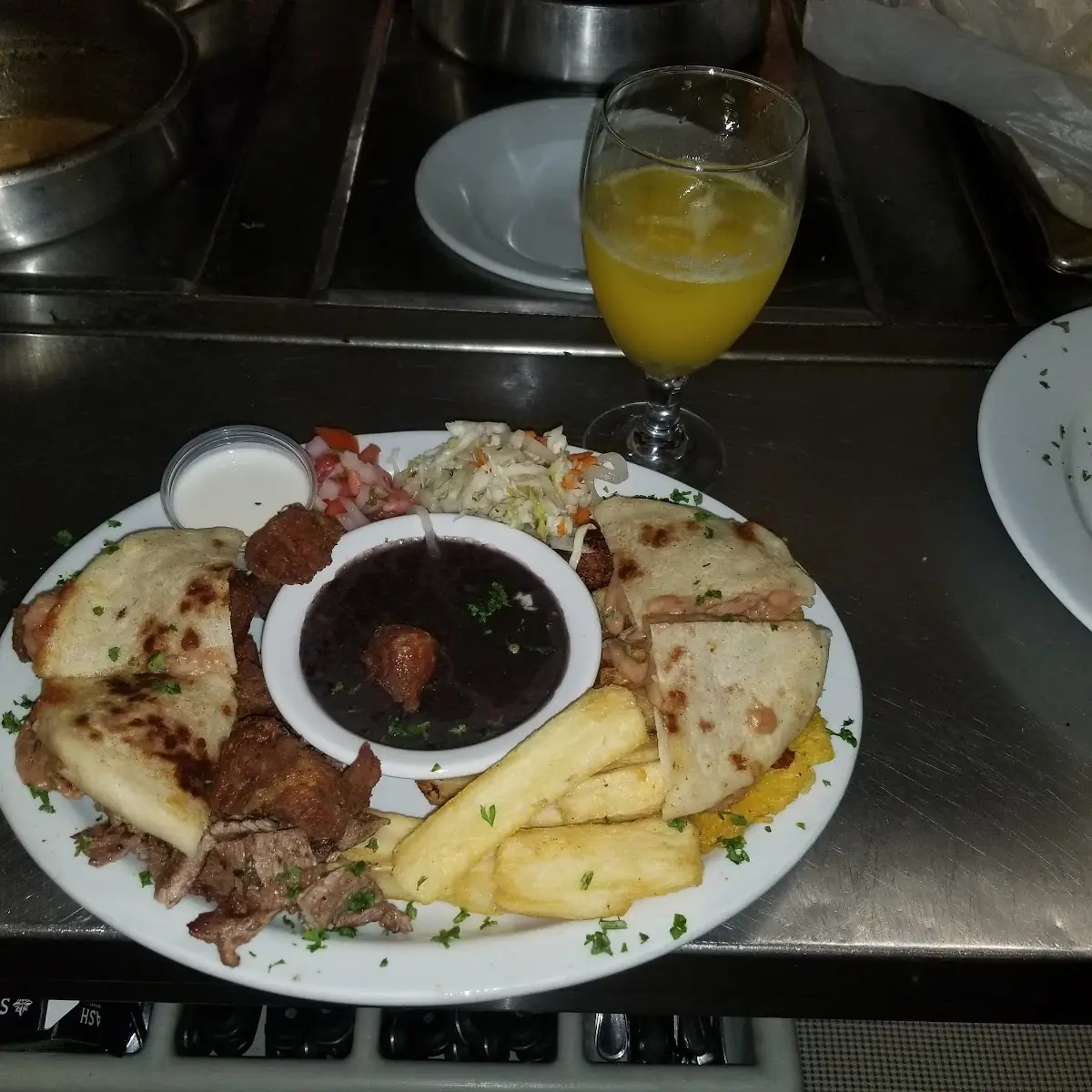 Plato Mixto -Sample Appetizers