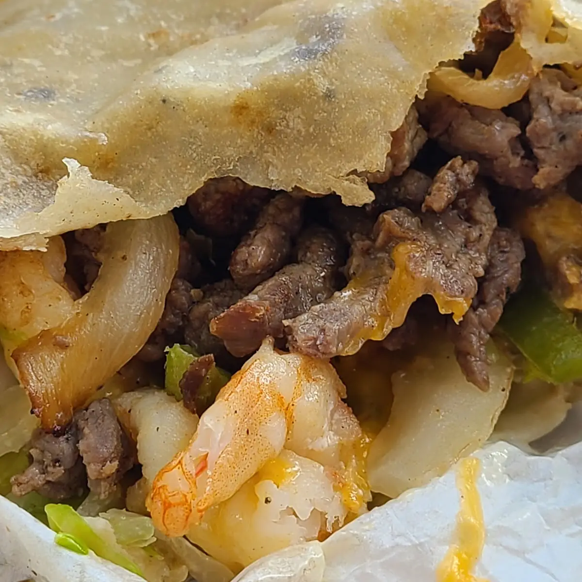 Mar Tierra Burrito