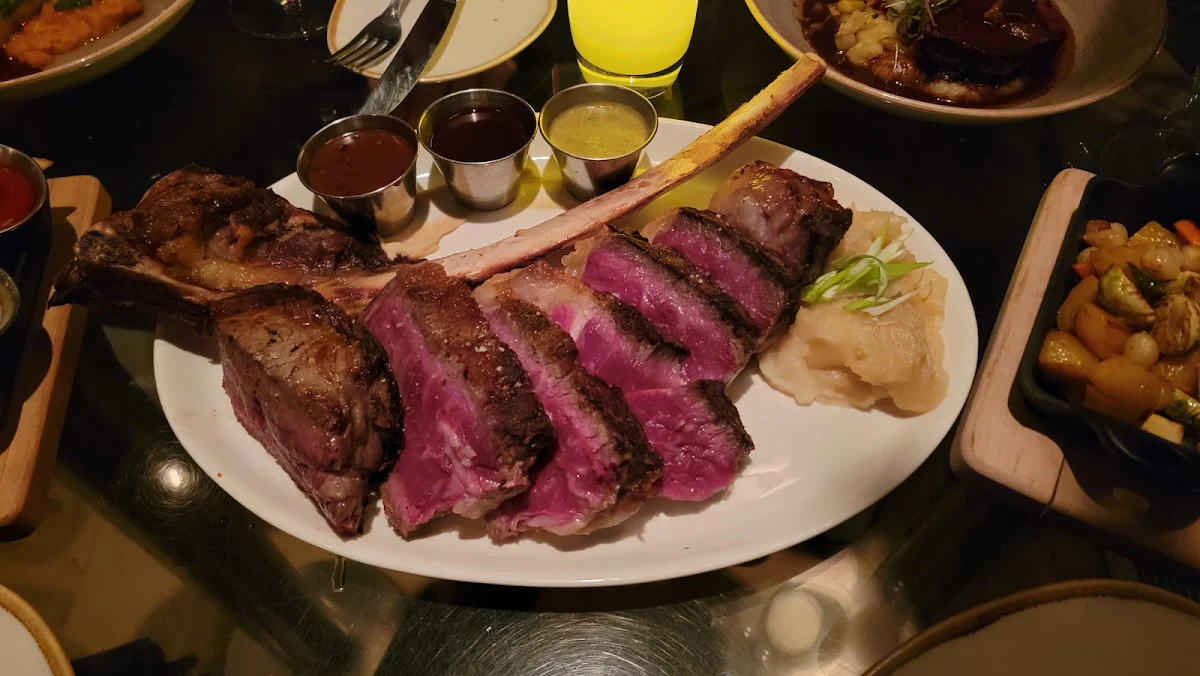 Tomahawk Steak