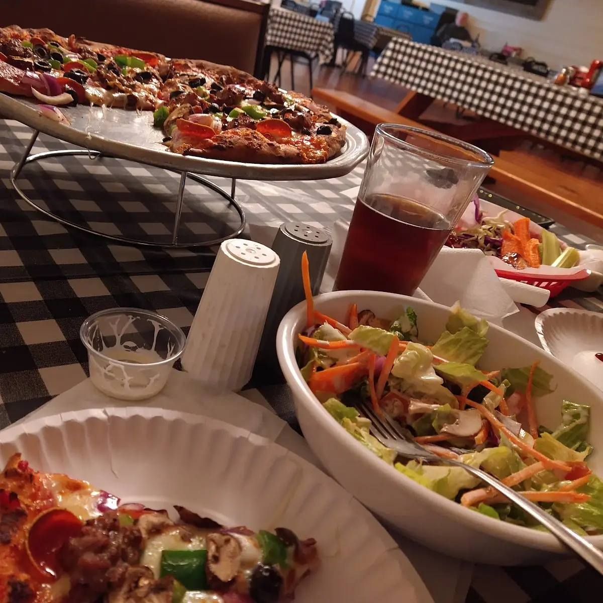 Pizza & Salad