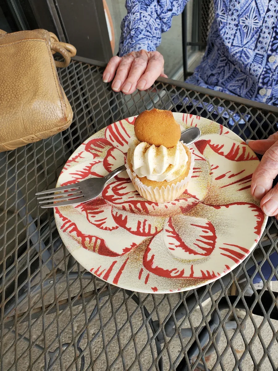 Vanilla Cupcake