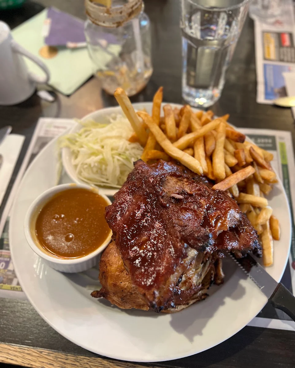 Poitrine de Poulet, Restaurant Les Ailes du Sport