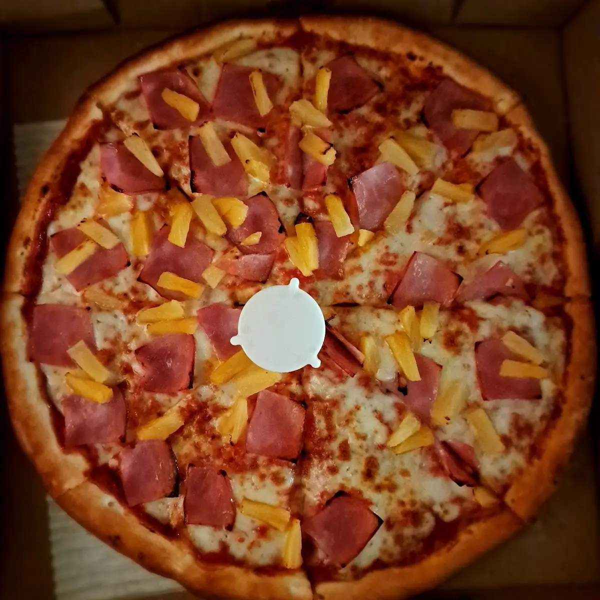 Hawaiian Pizza