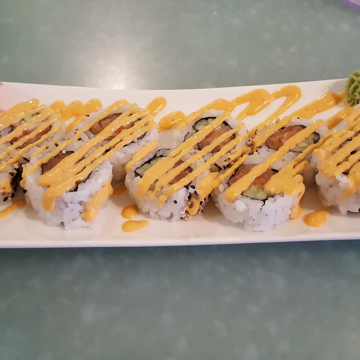 Spicy Salmon Roll