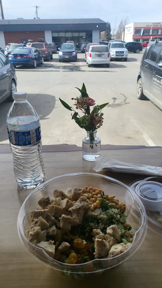 Kale Quinoa Salad