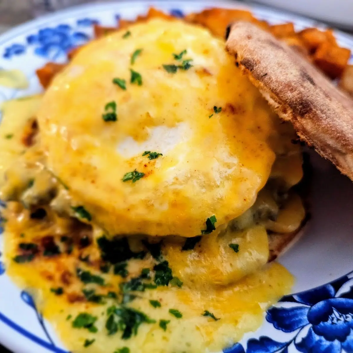 Eggs Benedict Mackinaw