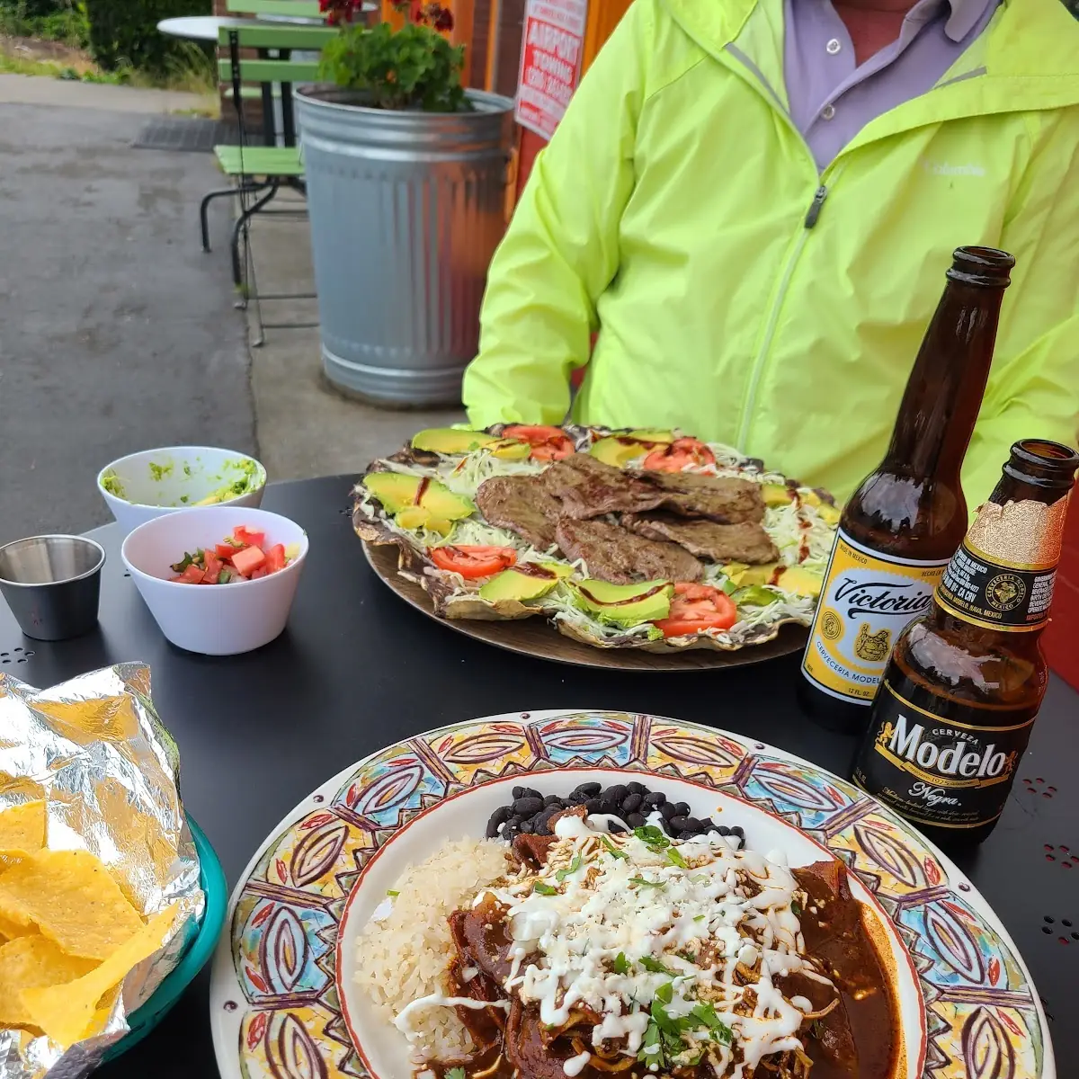 Enchilada De Mole