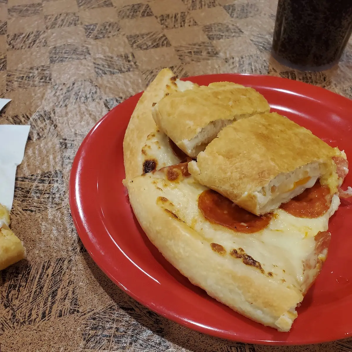 Pepperoni Pan Pizza