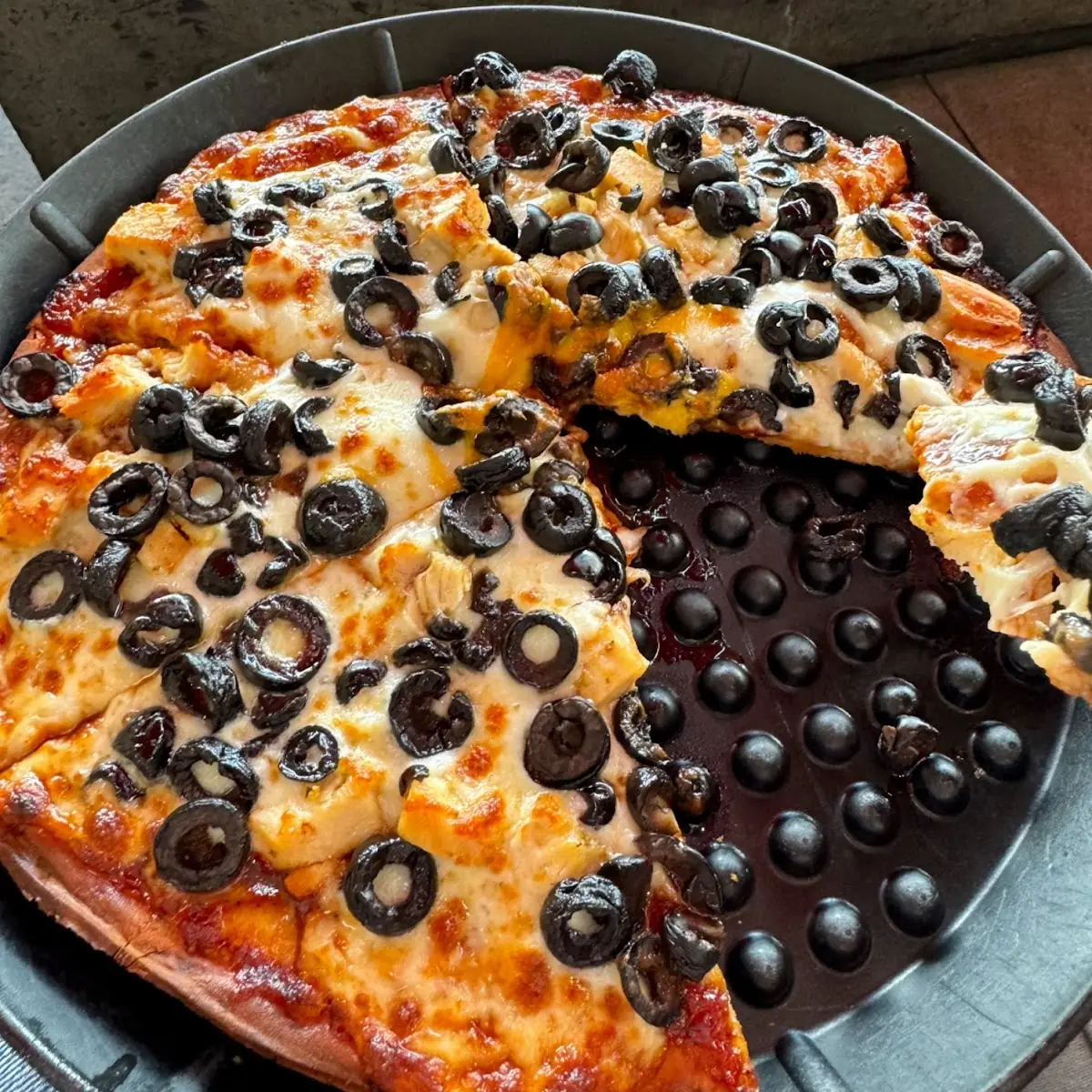 BBQ Chicken Cauliflower Crust Pizza