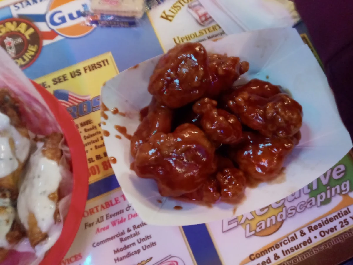 BBQ Wings Boneless Wings