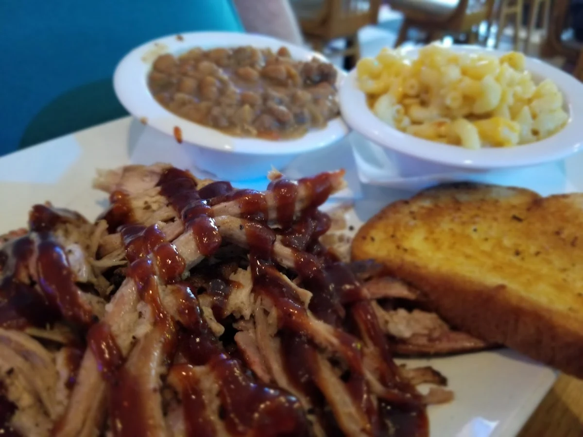 Pulled Pork Sandwich Platter