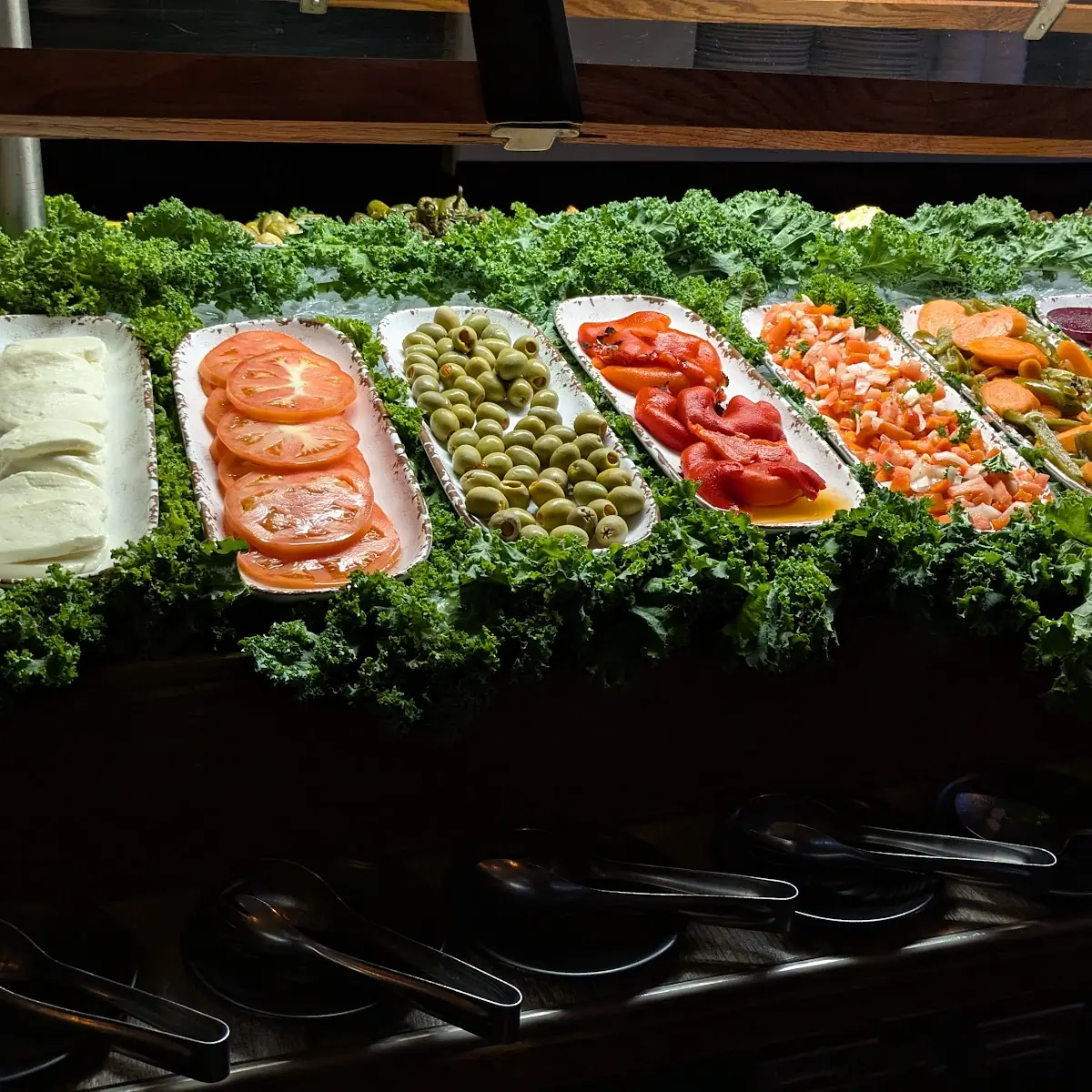 Fresh Salad Bar
