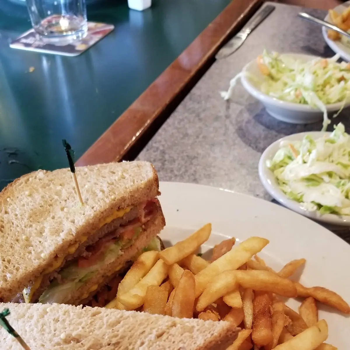Hamburger Club Sandwich