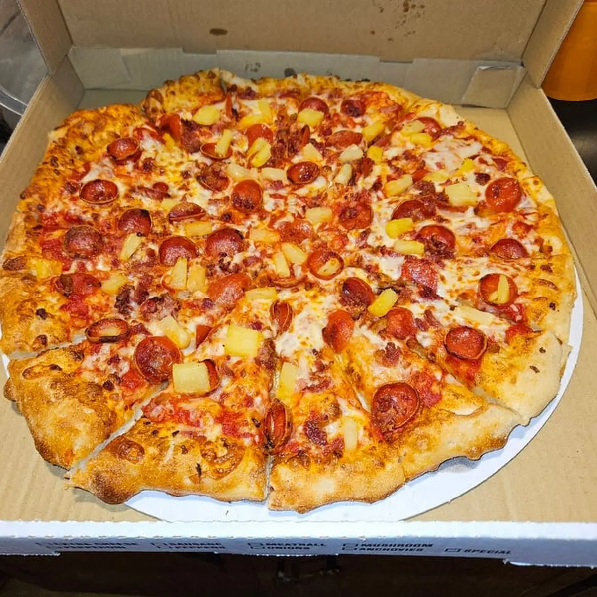 Large Build Your Own Pizza