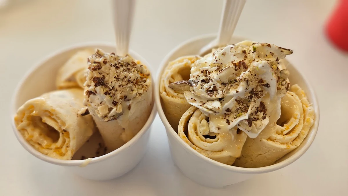 Motichoor Laddoo Icecream Roll