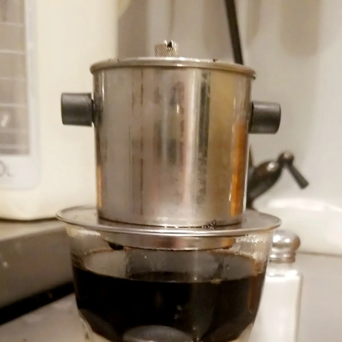 Cafe Den Sua Da Vietnamese Iced Coffee