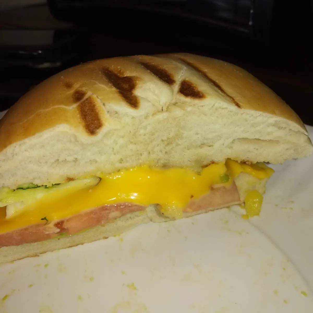 Bagel Sandwich Toma Cheese Spinach Egg