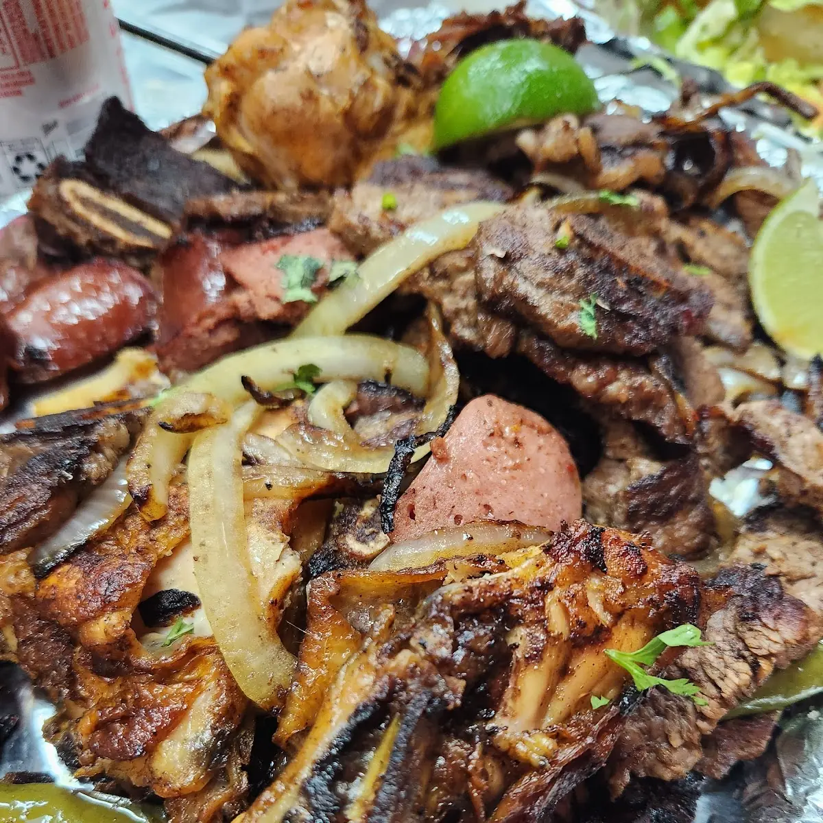 Parrillada Familiar Beef Platter Serves 5 2 Arroz 2 Frijol 2 Libra Tortillas
