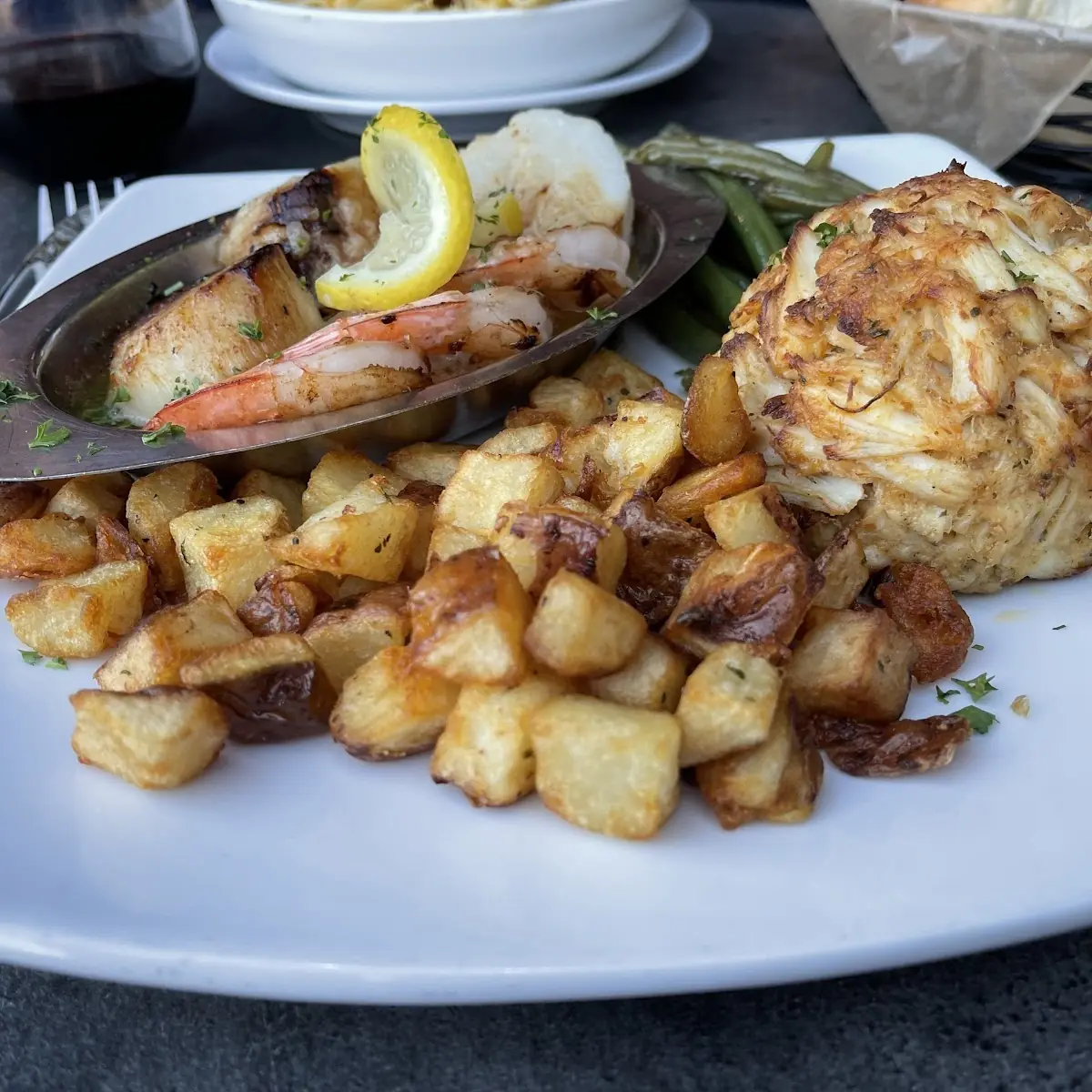 Broiled Seafood Sampler