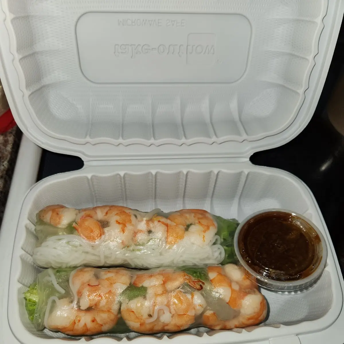 Spring Rolls with Shrimp with Peanut Sauce
