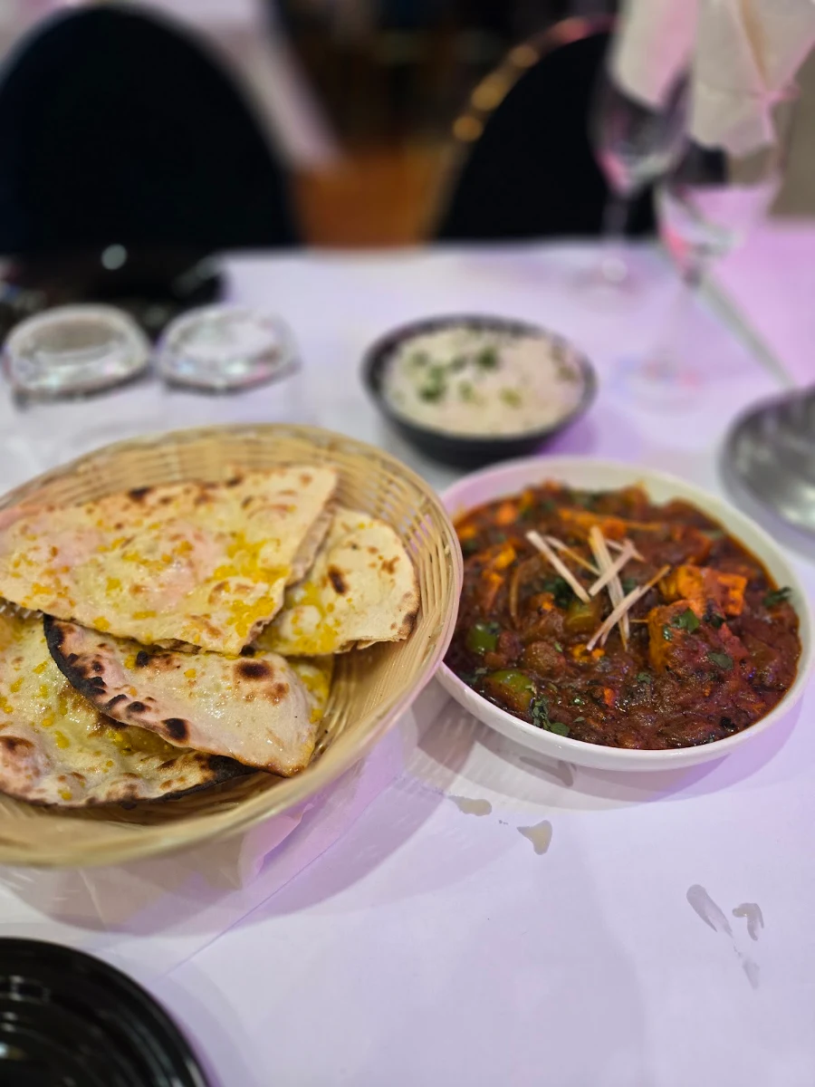 Highlights, Daawat Indian Restaurant