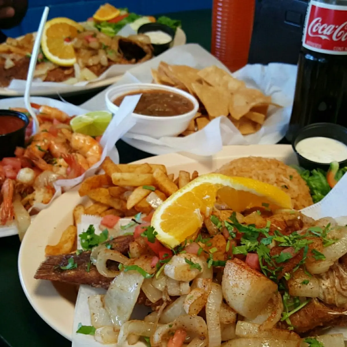 Mojarra Y Camarones Fritos