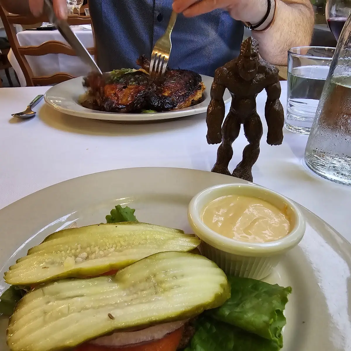 Oles Cheese Burger