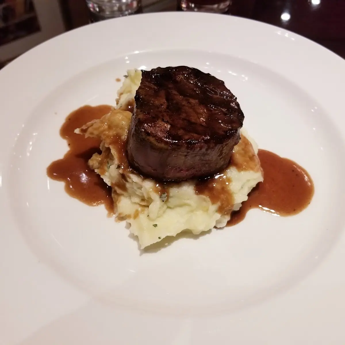 Filet Mignon w Mashed Potatoes