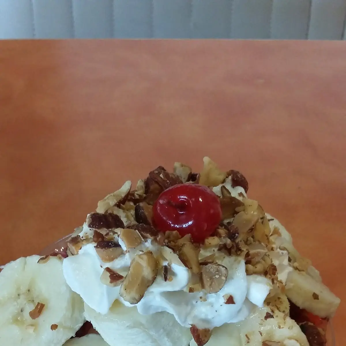Strawberry Banana Sundaes