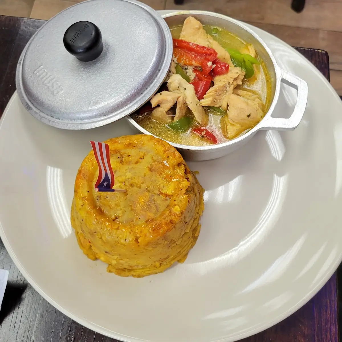 Mofongo with Garlic Chicken