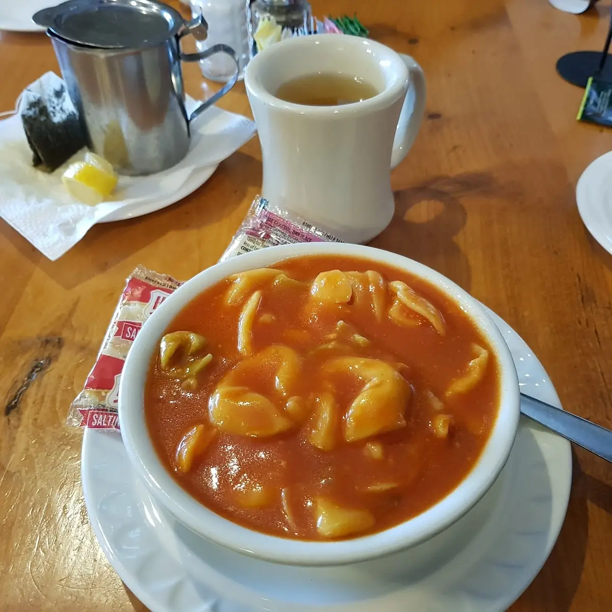 Ravioli in Tomato Sauce