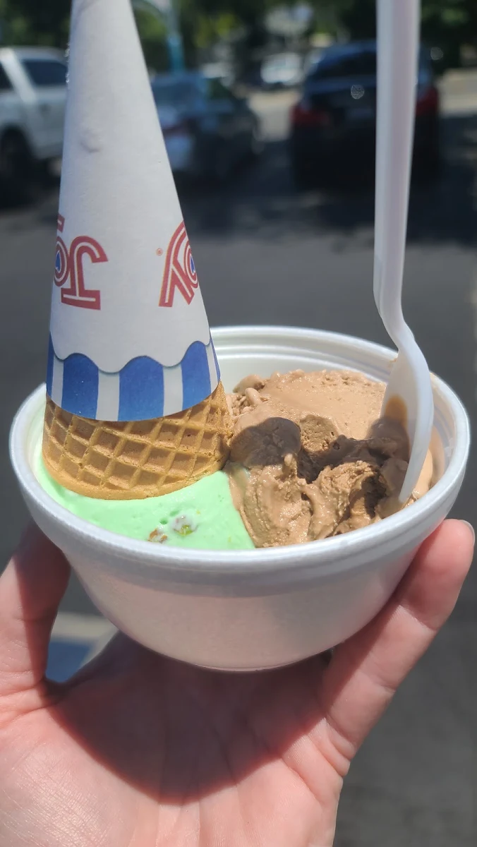 Chico Mint and Pascacio Ice Cream Cone