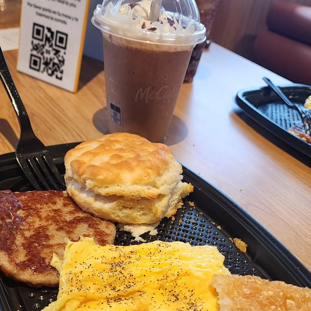 Big Breakfast with Hotcakes