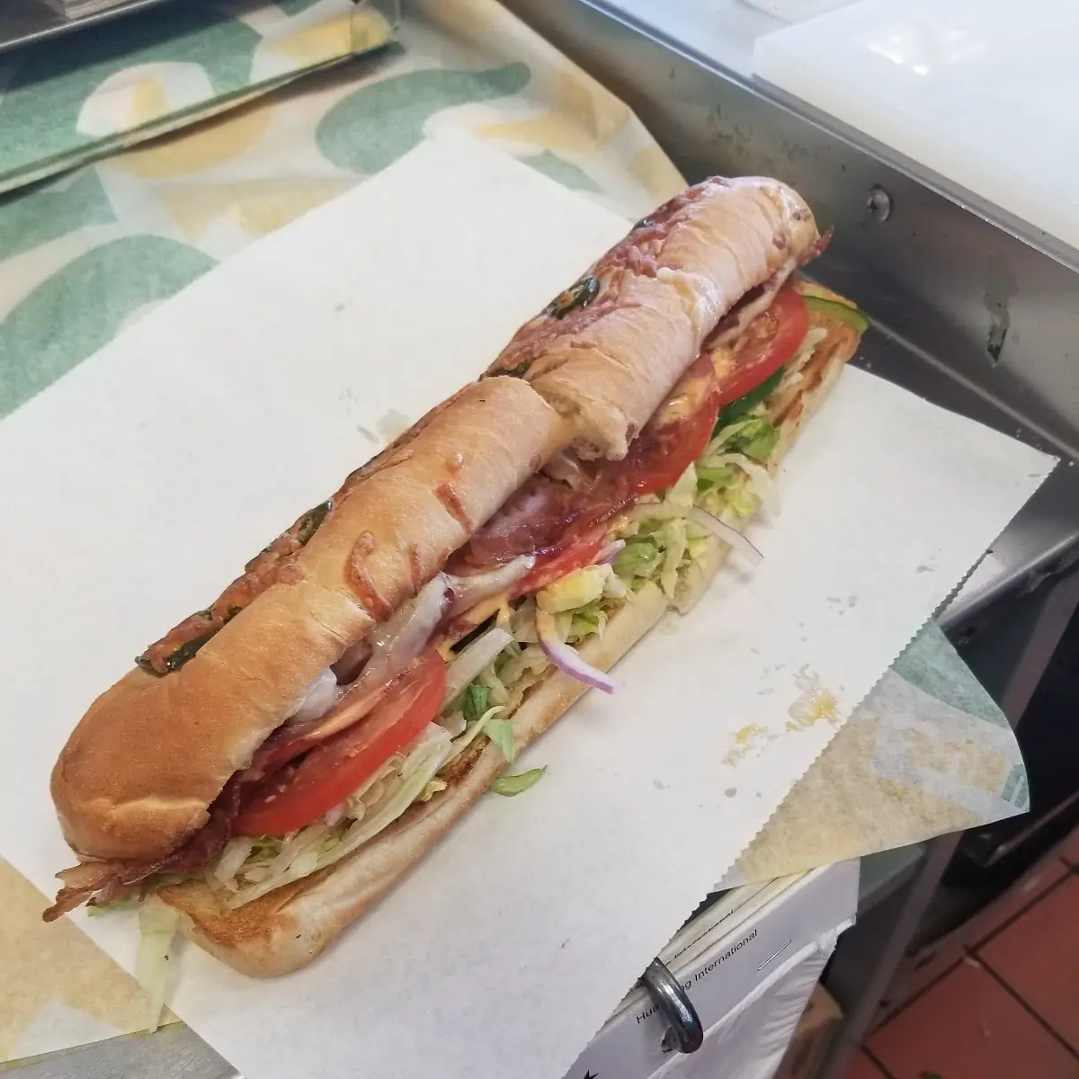 blt Sandwich Whit Jalapeño Cheddar Cheese Bread